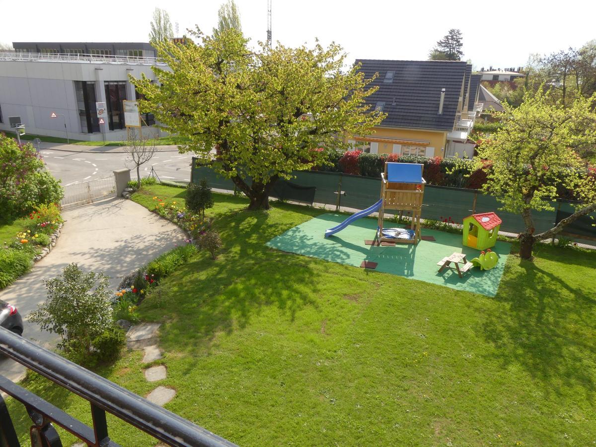 Bed and Breakfast Au Bonheur Des Iris Rolle Esterno foto
