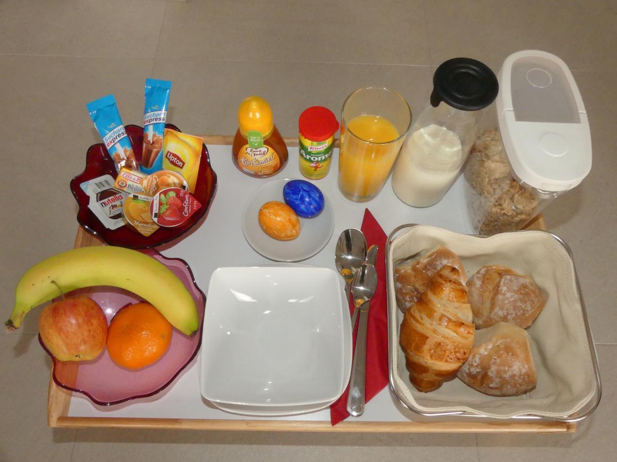 Bed and Breakfast Au Bonheur Des Iris Rolle Esterno foto