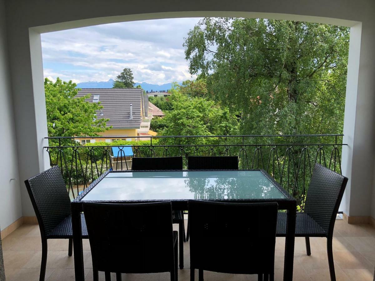 Bed and Breakfast Au Bonheur Des Iris Rolle Esterno foto